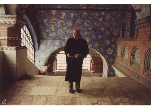 Consagra nella chiesa di San Basilio, Mosca, 1991. Foto G. Di Milia.